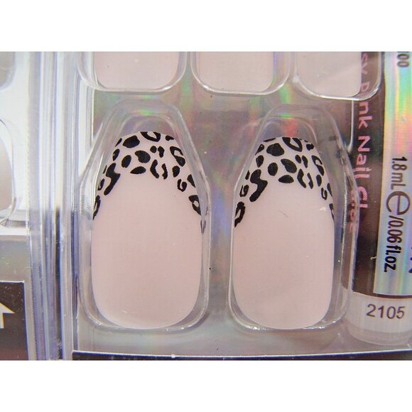 Lot 5 Pretty Woman Multi Style Faux Nails with Glue and Press On Coffin All New - Picture 4 of 11